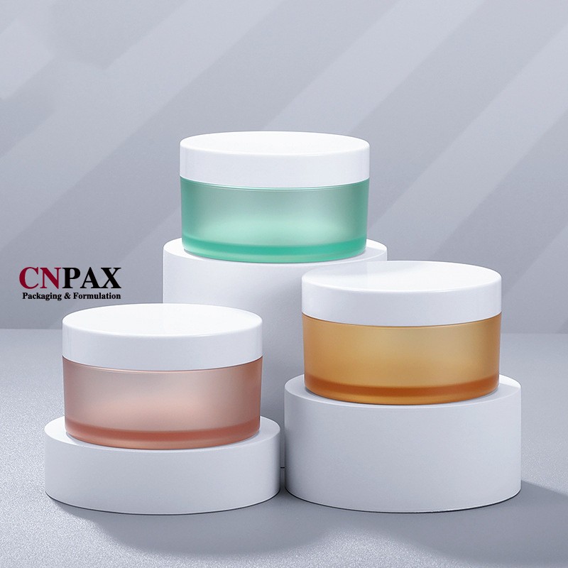 150 g low profile plastic cream jar